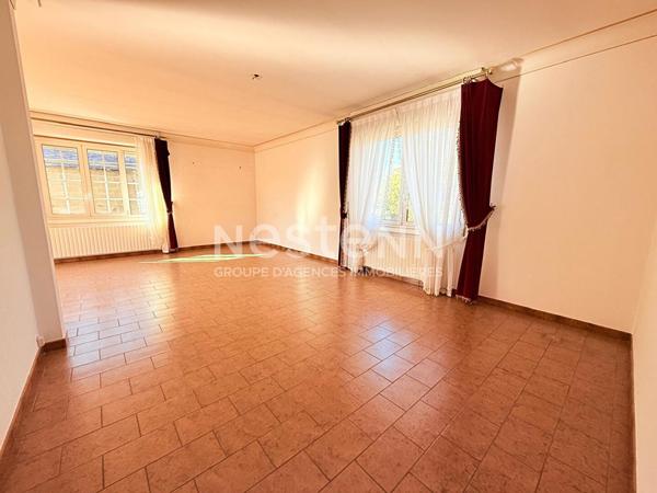 A vendre - Maison - 6 pièces - 142m² - Doué la Fontaine - D5864