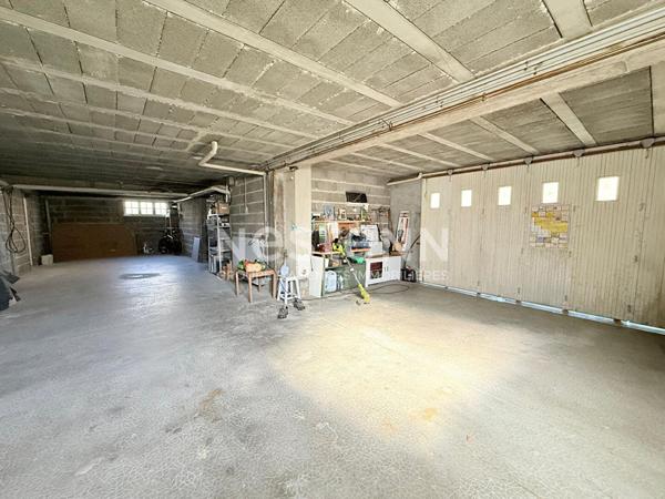 A vendre - Maison - 6 pièces - 142m² - Doué la Fontaine - D5864