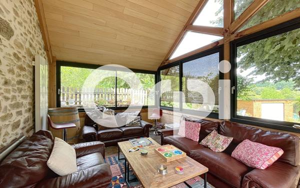 Maison à vendre    7 pièces •  Saint-Mexant