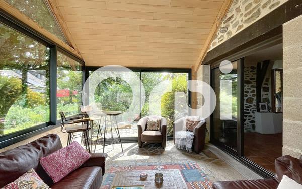 Maison à vendre    7 pièces •  Saint-Mexant