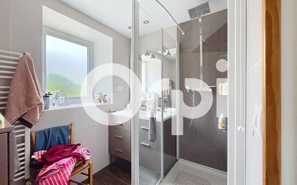 Maison à vendre    7 pièces •  Saint-Mexant