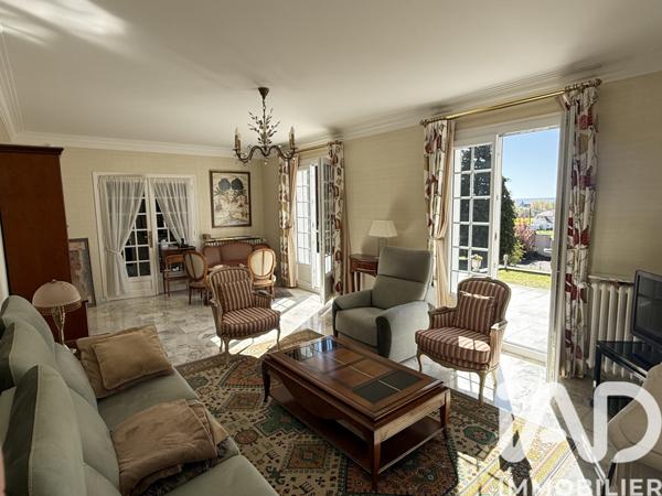 Maison à vendre 10 pièces 216 m² Ribécourt-Dreslincourt