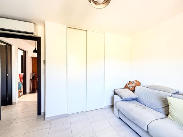 Appartement avec terrasse et vue mer