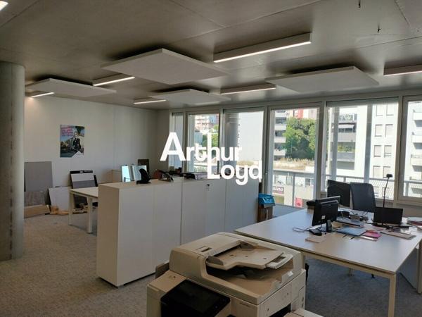 BUREAUX RECENTS EN OPEN SPACE ET PMR A LOUER SUR NICE OUEST PROCHE AUTOROUTE