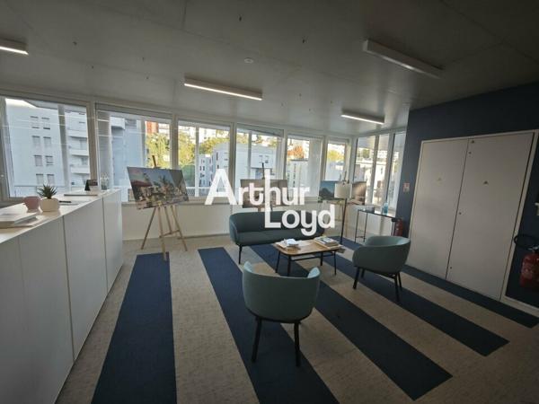 BUREAUX RECENTS EN OPEN SPACE ET PMR A LOUER SUR NICE OUEST PROCHE AUTOROUTE