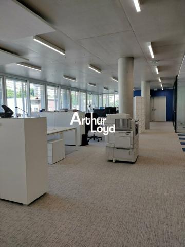 BUREAUX RECENTS EN OPEN SPACE ET PMR A LOUER SUR NICE OUEST PROCHE AUTOROUTE