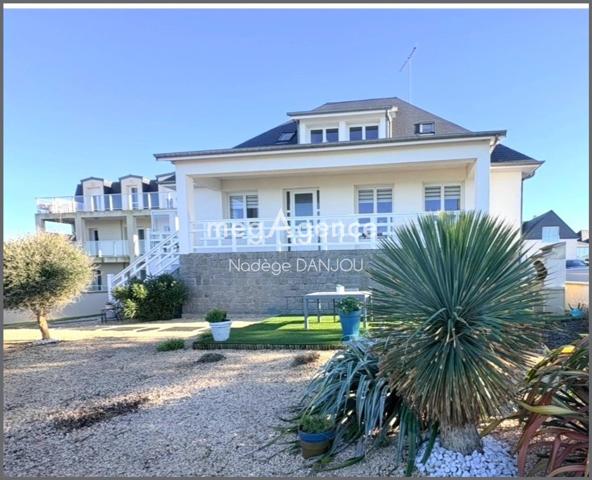 Maison à DONVILLE-LES-BAINS, 50350 - 7 pièces 155m²
