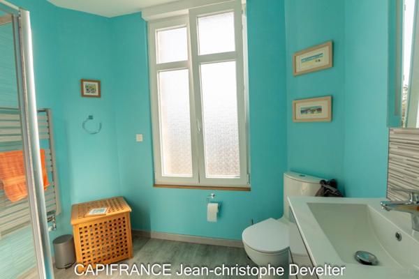 Maison à vendre GORRON (53)maison bourgeoise 3 chambres avec garage sur terrain 717 m2