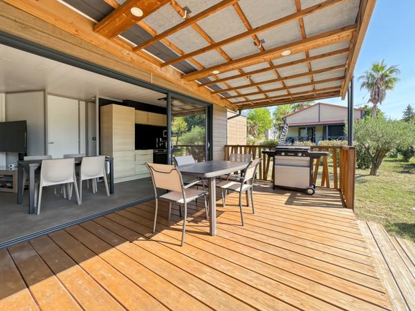 Maison
         3 pièces
        - 42 m² 170 000 € *