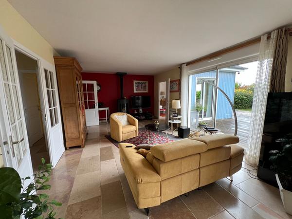 Maison Franqueville Saint Pierre 8 pièce(s) 186.50 m2
