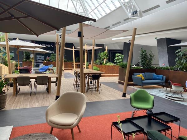 Bureaux rénovés haut de gamme à Nanterre – Emplacement stratégique et services premium