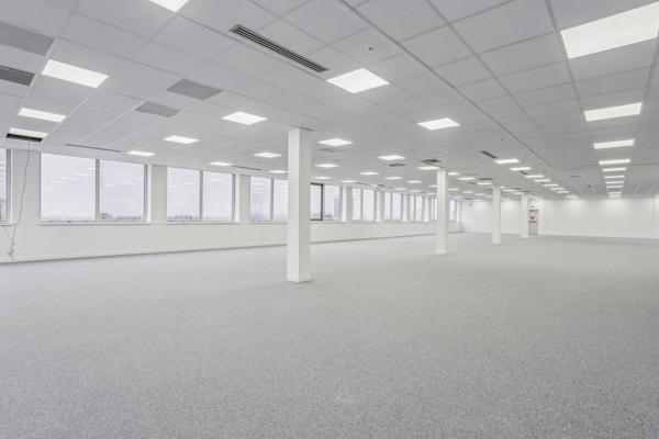 Bureaux rénovés haut de gamme à Nanterre – Emplacement stratégique et services premium