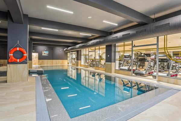 Bureaux rénovés haut de gamme à Nanterre – Emplacement stratégique et services premium
