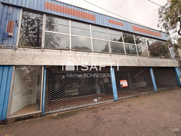 Bourges centre-ville : 1 250 m² de bâtiments et un terrain à potentiel constructible ! »