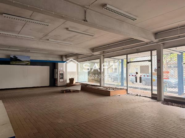 Bourges centre-ville : 1 250 m² de bâtiments et un terrain à potentiel constructible ! »