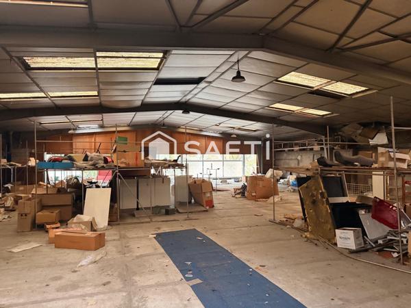 Bourges centre-ville : 1 250 m² de bâtiments et un terrain à potentiel constructible ! »