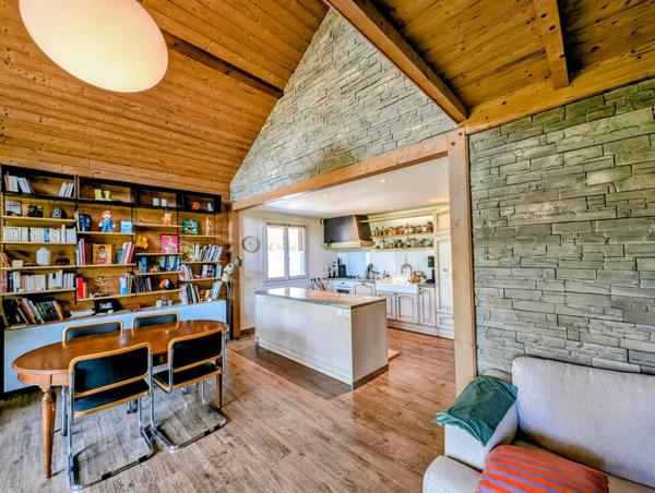 Coup de cœur à Tresserve : magnifique maison individuelle 4 pièces, sur terrain plat d'exception constructible de 2 288 m², accès lac à pied