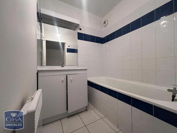 Appartement à louer 2 pièces 51.78m²