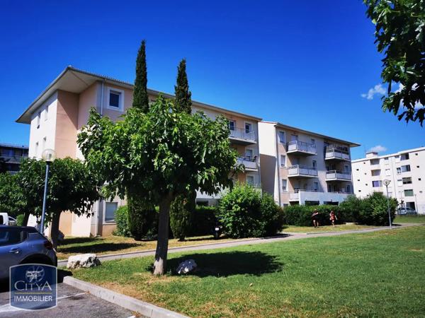 Appartement à louer 2 pièces 51.78m²