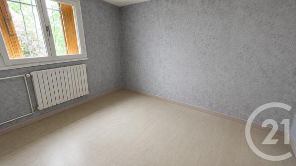 Maison à vendre  5 pièces - 82,50 m 2   BERNAY  - 27