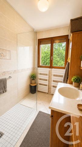 Maison à vendre  5 pièces - 82,50 m 2   BERNAY  - 27