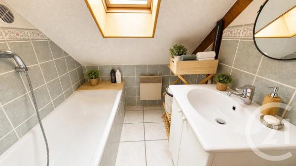 Maison à vendre  5 pièces - 82,50 m 2   BERNAY  - 27