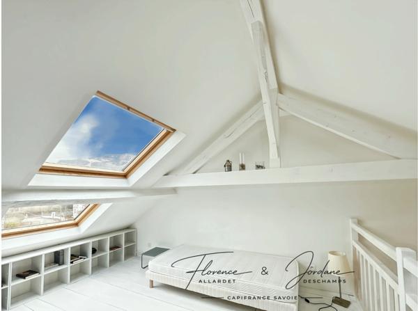 AIX-LES-BAINS – DUPLEX DE CHARME À QUELQUES PAS DU PETIT PORT ET DU LAC DU BOURGET