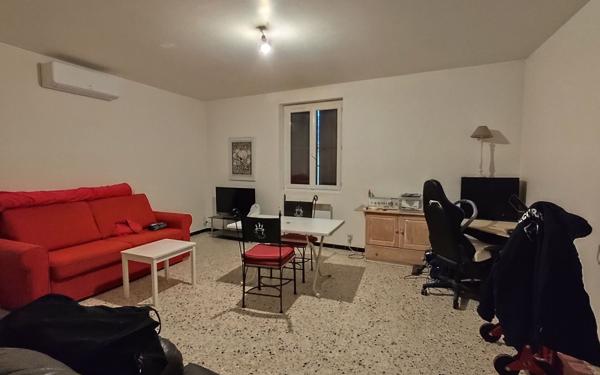 Appartement à vendre    1 pièce • 43,98 m2 Remoulins