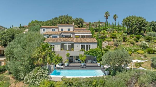 Vente Villa de luxe Grimaud 8 Pièces 323 m²