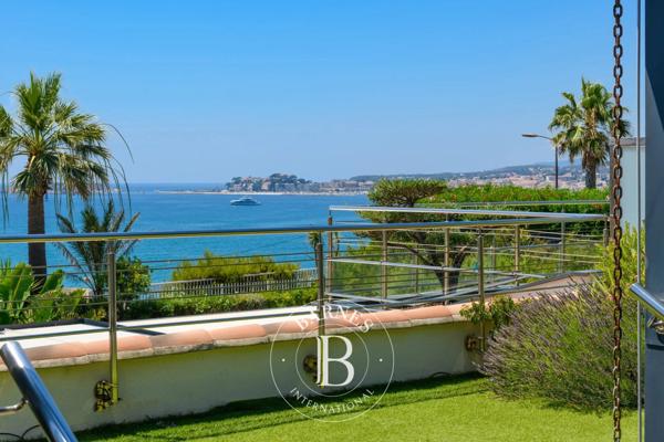 Sanary-sur-Mer, Appartement 3 Chambres -  113 m² à vendre