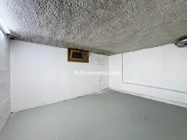 Vente                                                      Maison
                        
                     9 pièces                      270 m2                     à Sucy-en-Brie