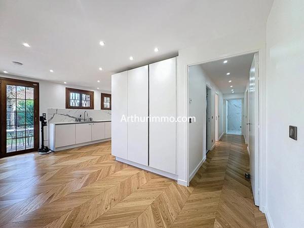 Vente Maison 9 pièces 232 m2 à Sucy-en-Brie