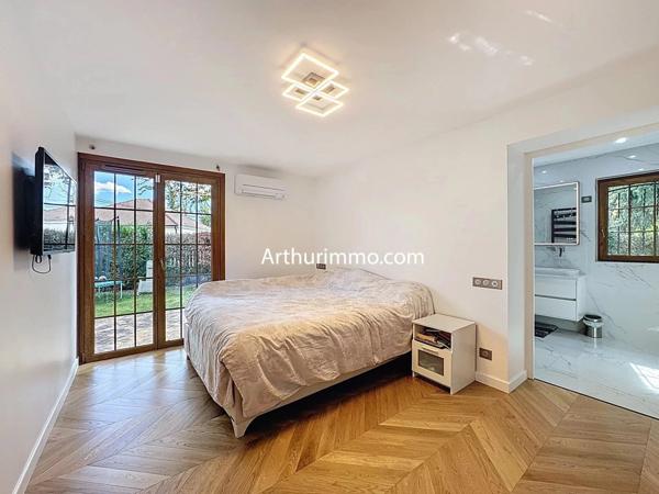 Vente Maison 9 pièces 232 m2 à Sucy-en-Brie