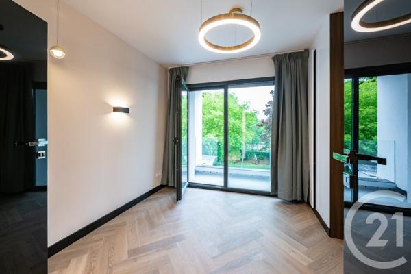 Appartement F4 à vendre  5 pièces - 82,26 m2 LA VARENNE ST HILAIRE - 94