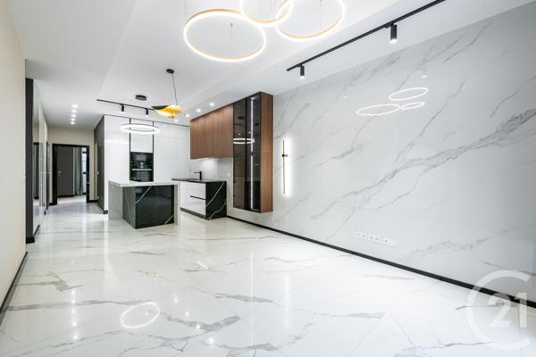 Appartement F4 à vendre  5 pièces - 82,26 m2 LA VARENNE ST HILAIRE - 94