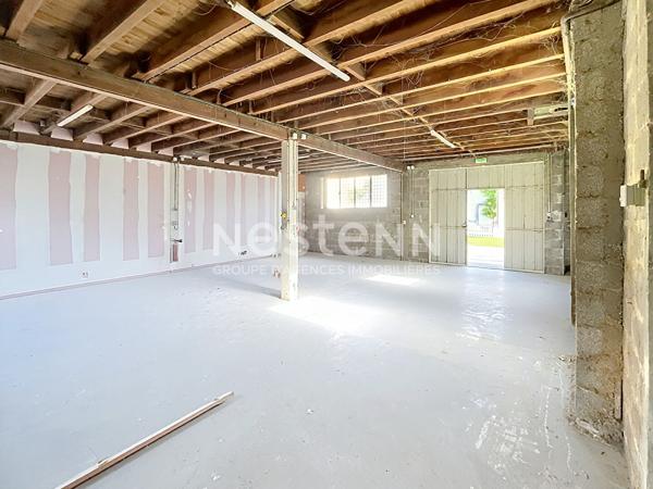 Entrepôt / local industriel Brive La Gaillarde 240 m2-toilettes-parking
