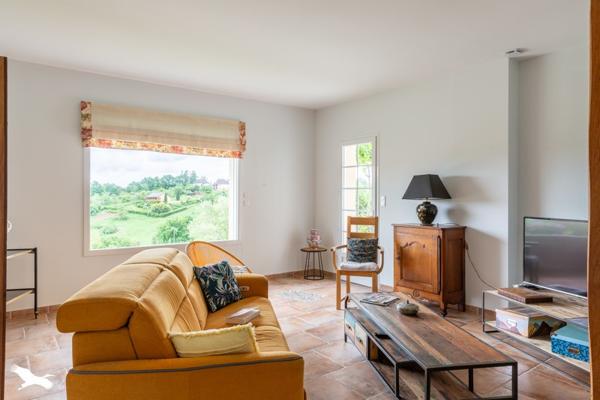 Maison à vendre |                                       Objat |                                        5 pièces  |  150 m²