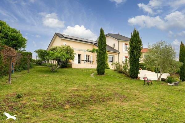 Maison à vendre |                                       Objat |                                        5 pièces  |  150 m²