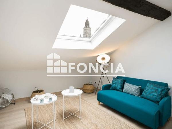 Location Appartement meublé 2 pièces 40.8 m² - 5 PLACE DU CODERC Perigueux 24000