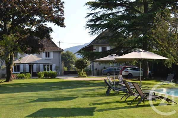 Maison à vendre  10 pièces - 224,50 m2 LES AVENIERES VEYRINS THUELLIN - 38