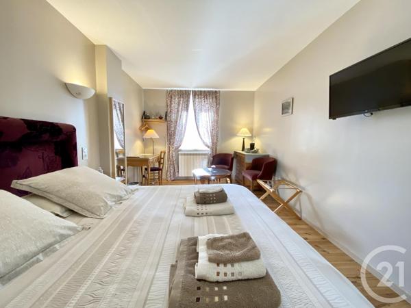 Maison à vendre  10 pièces - 224,50 m2 LES AVENIERES VEYRINS THUELLIN - 38