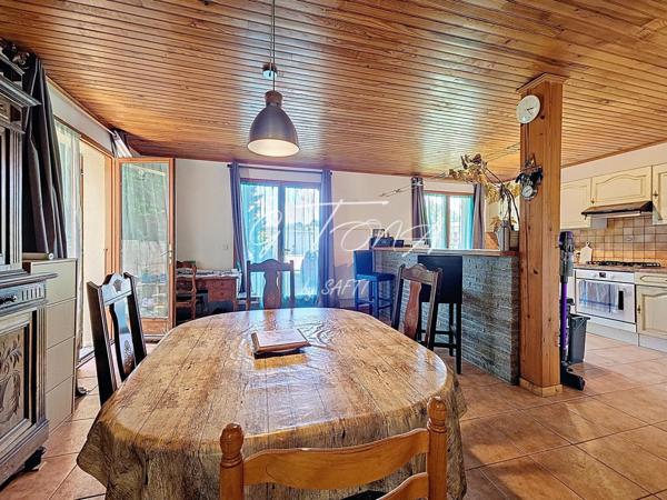 Bourg-Madame - T3 garage centre ville