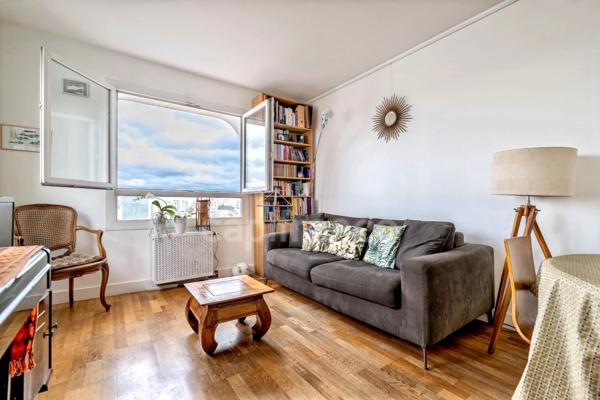 Appartement à vendre 4 pièces PARIS 20EME ARRONDISSEMENT (75) - T4 en étage élevé avec vue panoramique