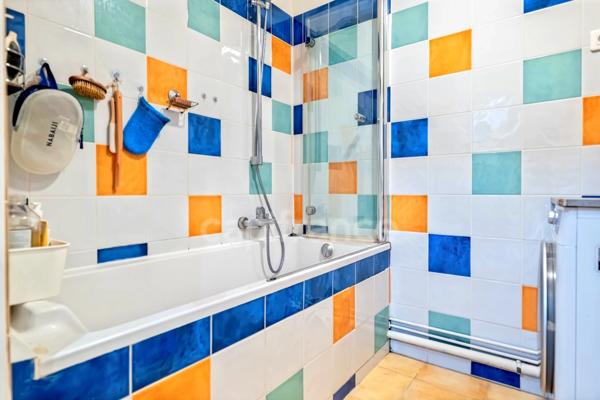 Appartement à vendre 4 pièces PARIS 20EME ARRONDISSEMENT (75) - T4 en étage élevé avec vue panoramique