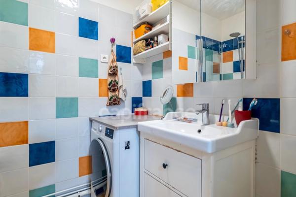 Appartement à vendre 4 pièces PARIS 20EME ARRONDISSEMENT (75) - T4 en étage élevé avec vue panoramique