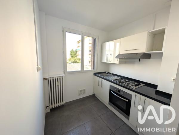 Appartement à vendre 3 pièces 53 m² Compiègne