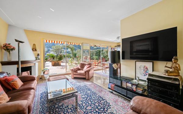 Appartement à vendre    5 pièces • 122 m2 Nice