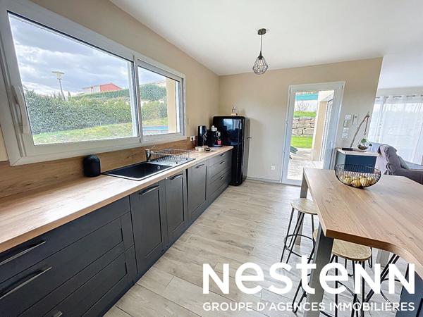 A Vendre: Magnifique Villa avec Terrasses et Garage à Crêches-sur-Saône (71680)