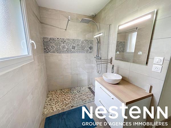 A Vendre: Magnifique Villa avec Terrasses et Garage à Crêches-sur-Saône (71680)