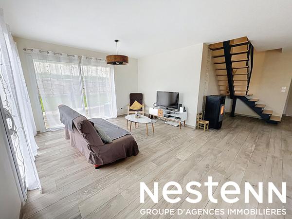 A Vendre: Magnifique Villa avec Terrasses et Garage à Crêches-sur-Saône (71680)